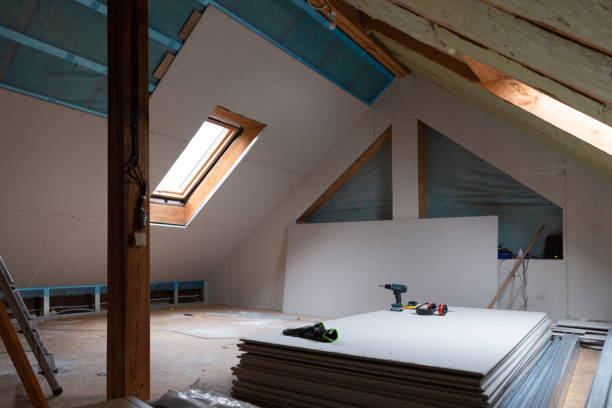 Best Spray Foam Insulation in Howard, WI